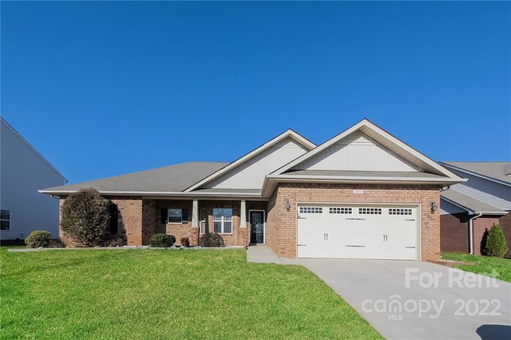 Property Photo:  147 Water Ski Drive  NC 28677 