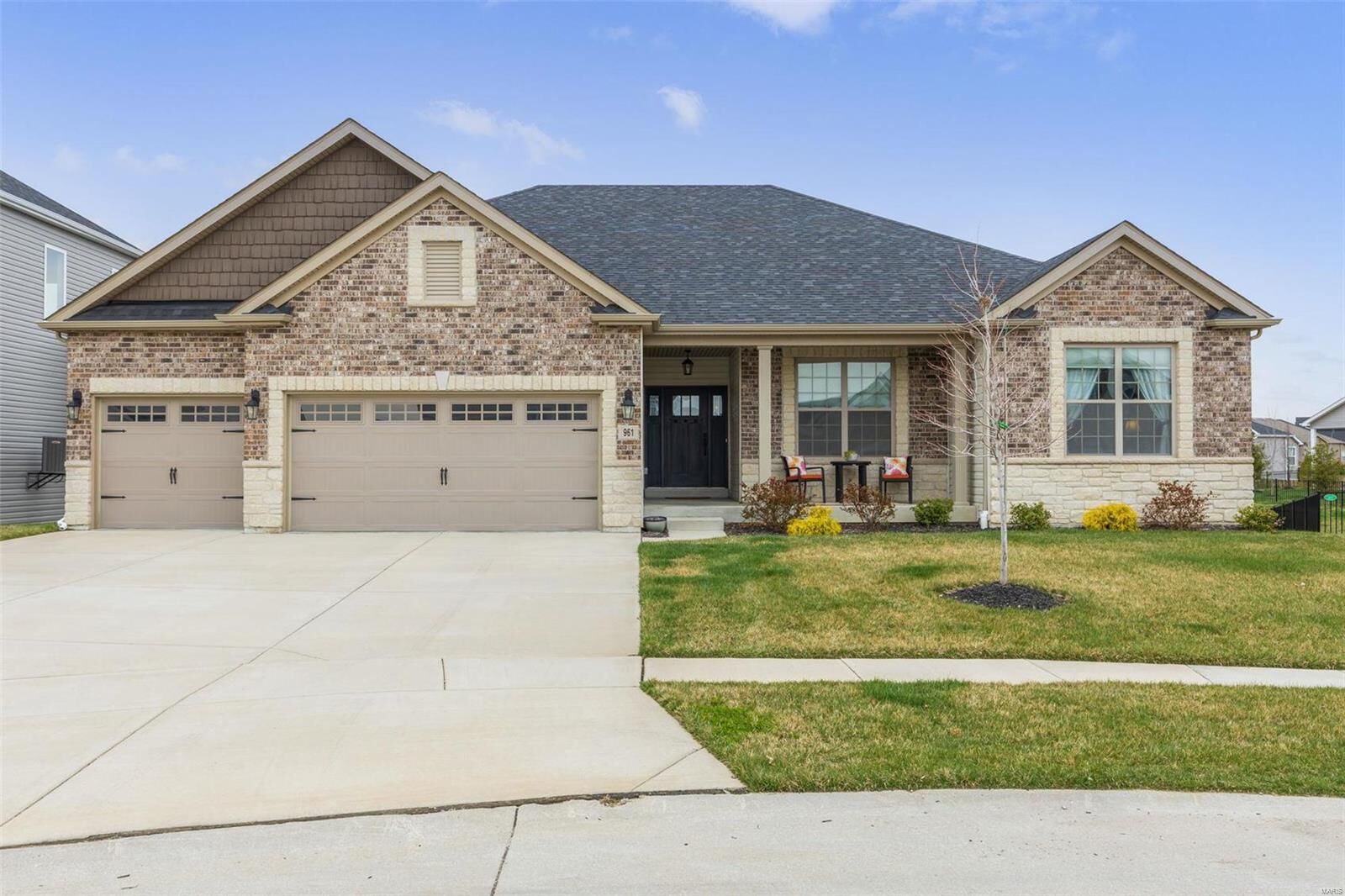Property Photo:  961 Colebrook Court  MO 63367 