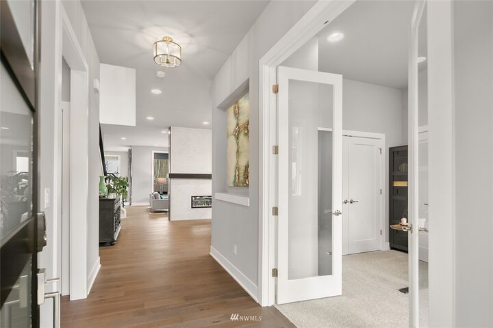 Property Photo: 24317 NE 24th Street WA 98074