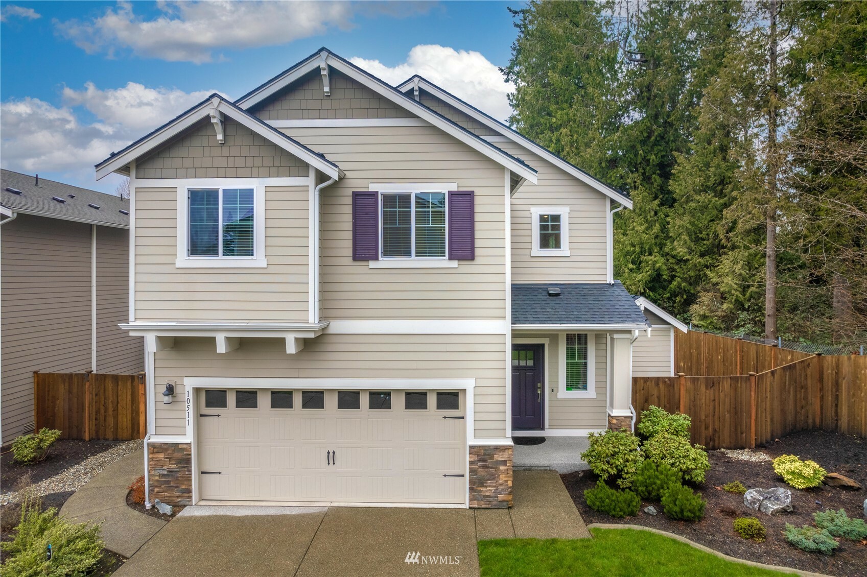 Property Photo:  10511 11th Street Ct E  WA 98372 