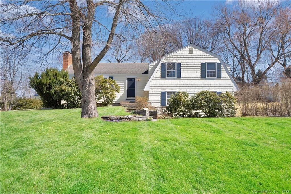 Property Photo: 47 Cortland Lane CT 06033