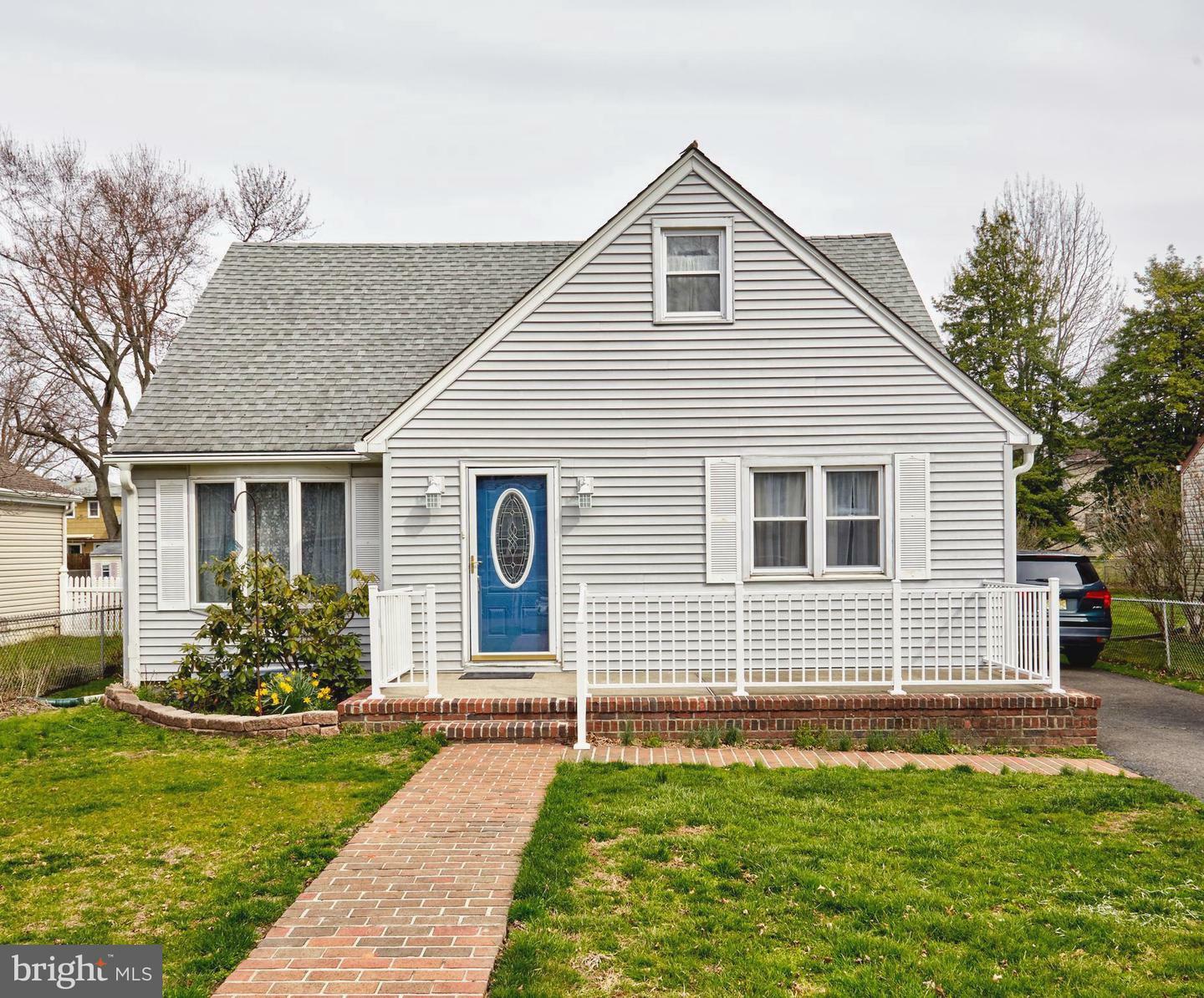 Property Photo:  17 Stanton Avenue  NJ 08505 