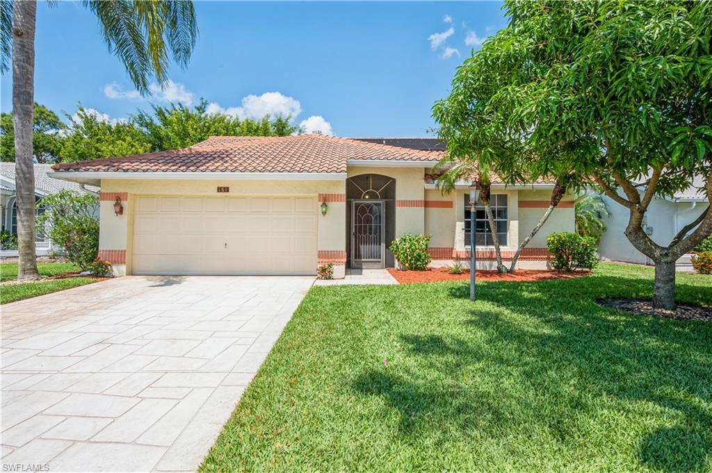 Property Photo: 161 Saint James Way FL 34104