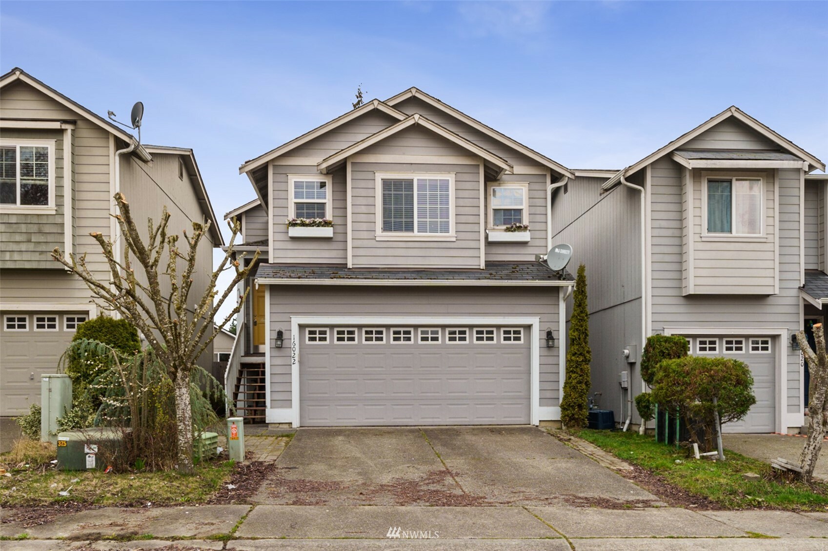 Property Photo: 16022 89th Avenue E WA 98375