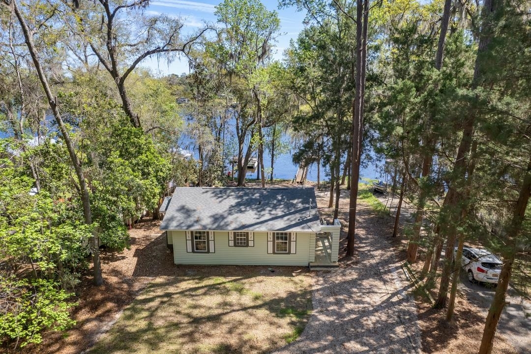 Property Photo:  3915 Edgewater Drive  FL 32310 