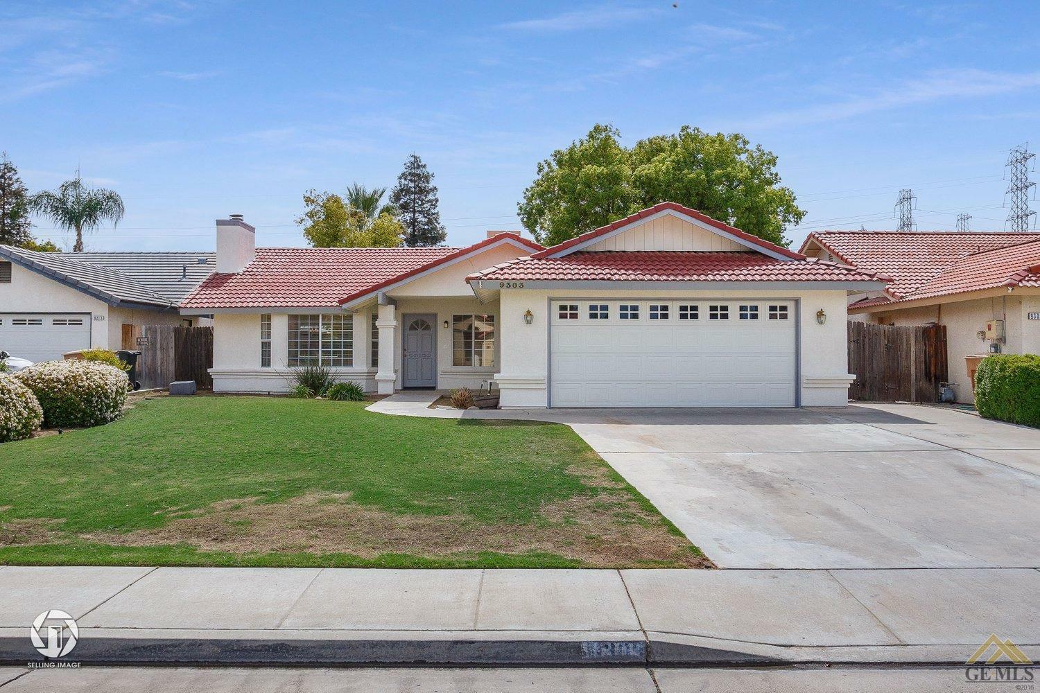 Property Photo:  9303 Chesaw Court  CA 93312 