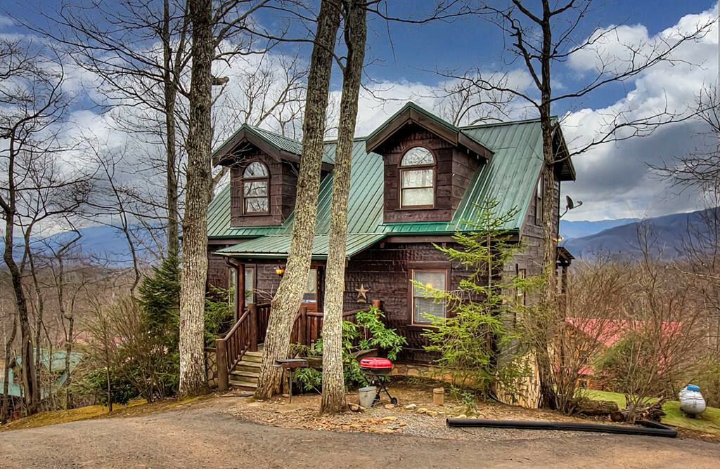 Property Photo: 2126 Loafers Glory TN 37738