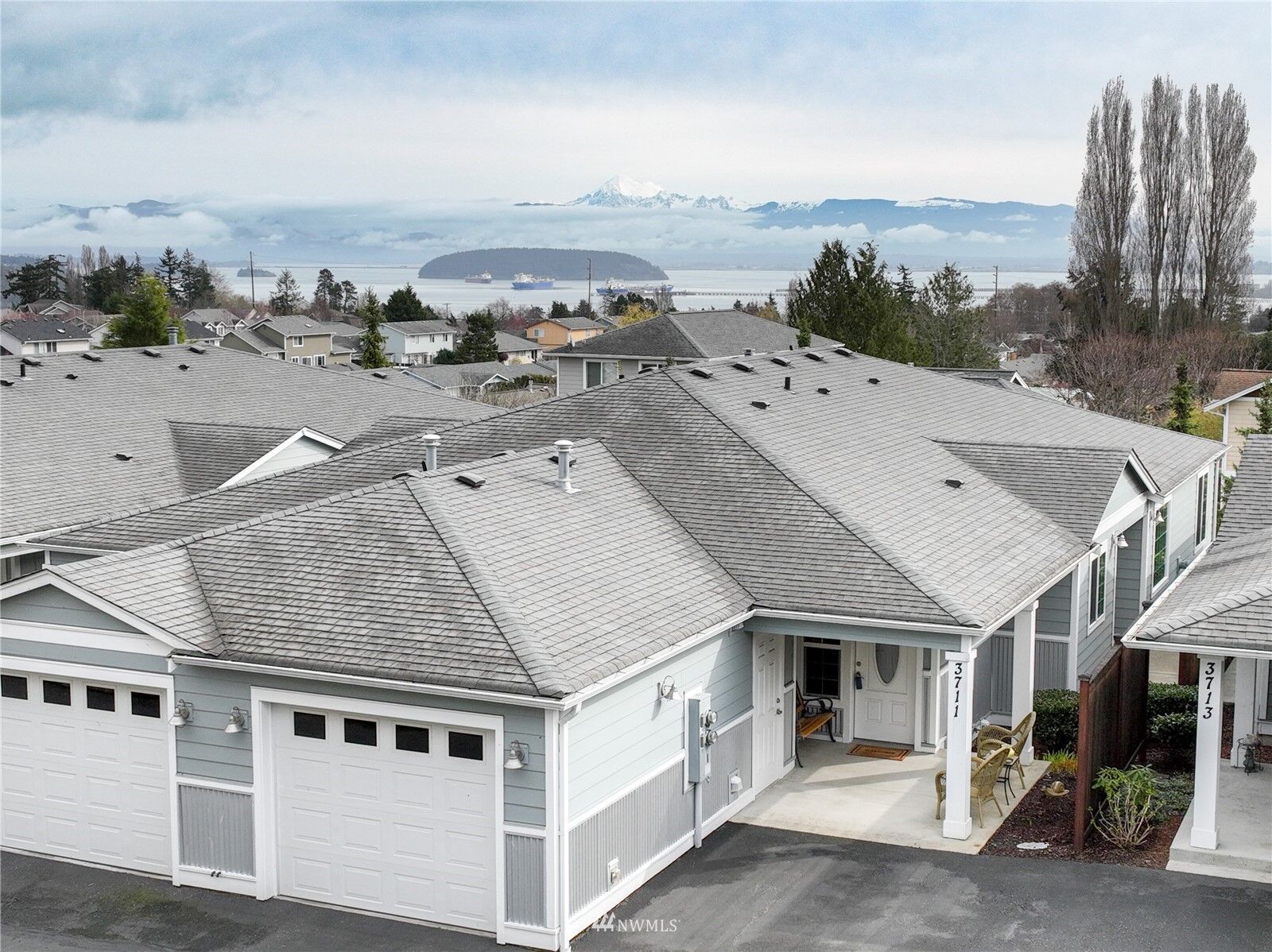 Property Photo:  3711 Portage Lane  WA 98221 