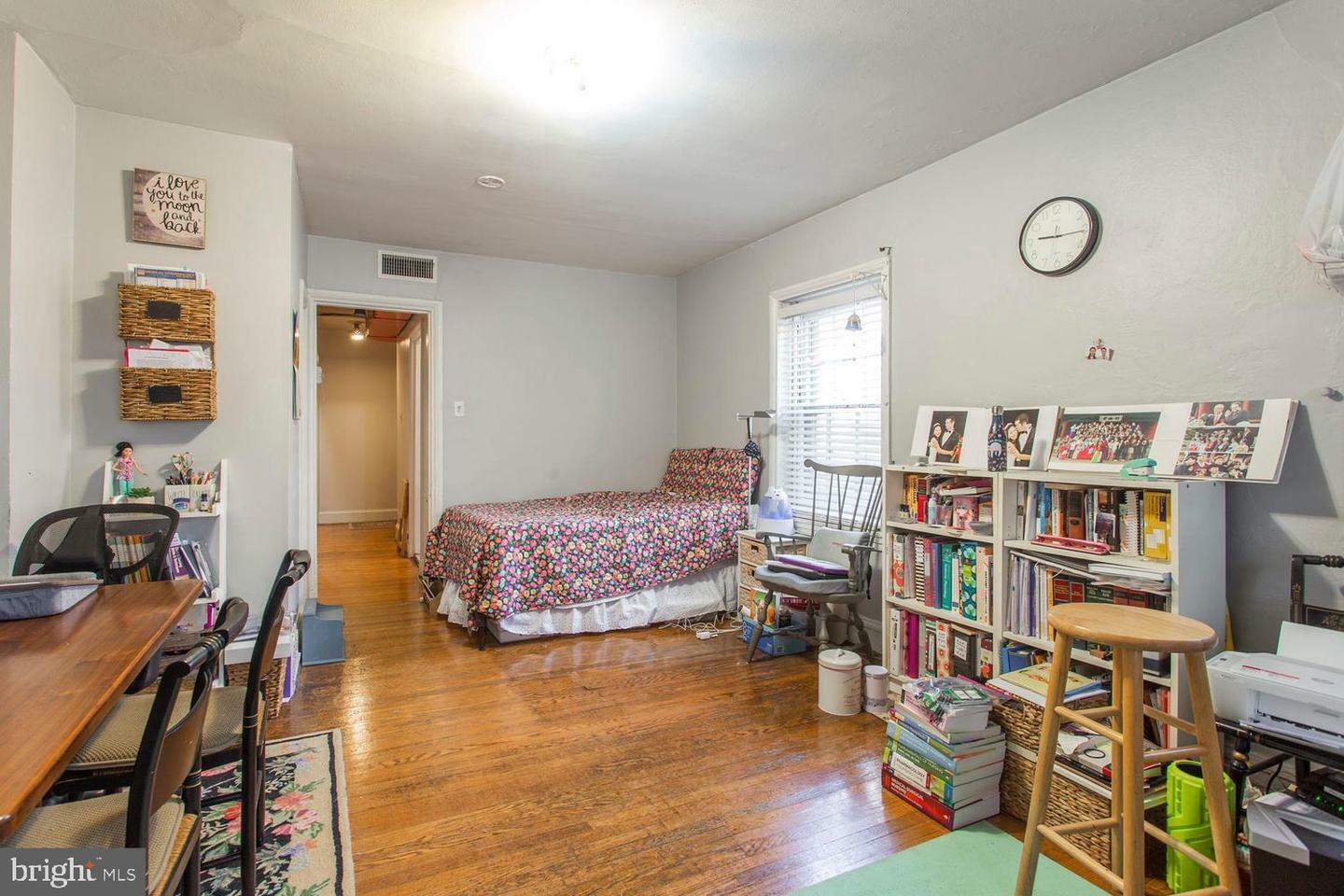 Property Photo:  1807 Spruce Street 3R  PA 19103 