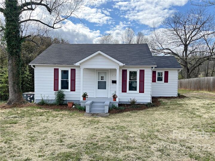 510 21st Street SW  Hickory NC 28602 photo