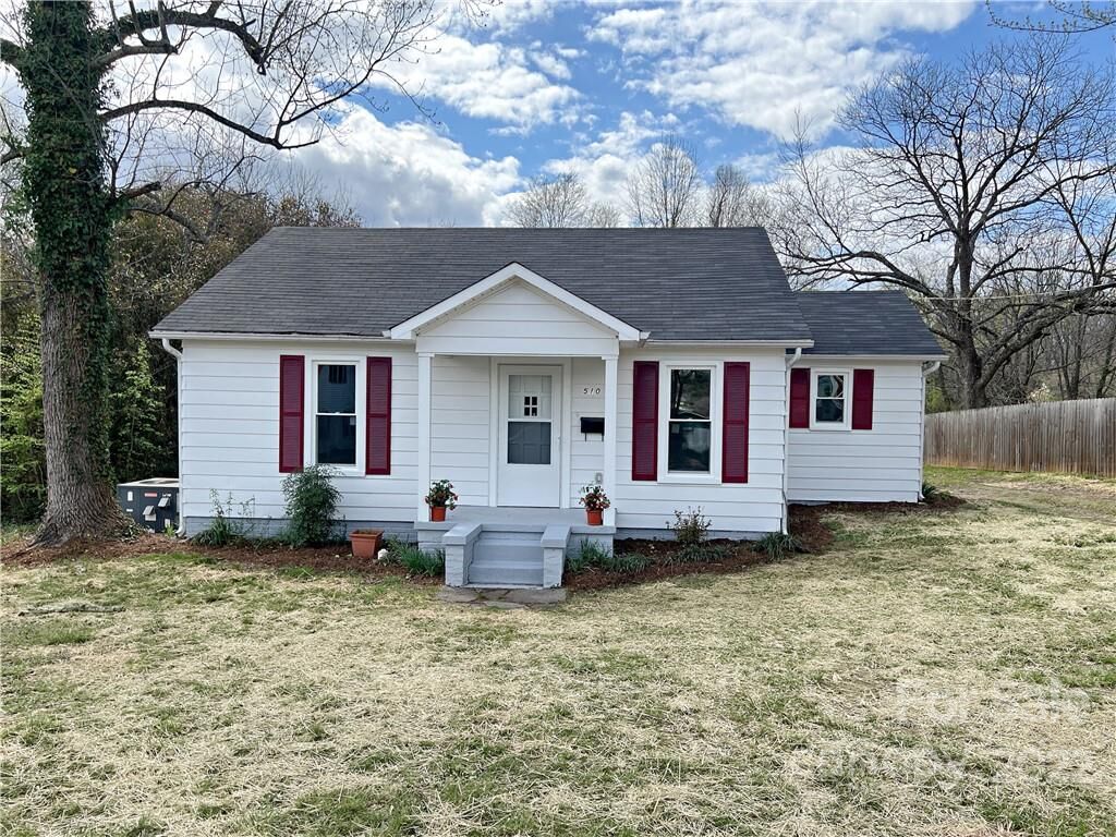 Property Photo: 510 21st Street SW NC 28602