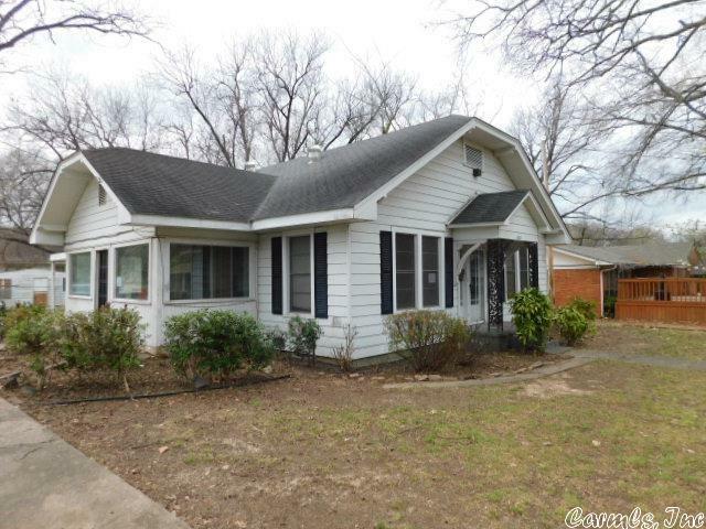 Property Photo:  401 N Morrill Street  AR 72110 