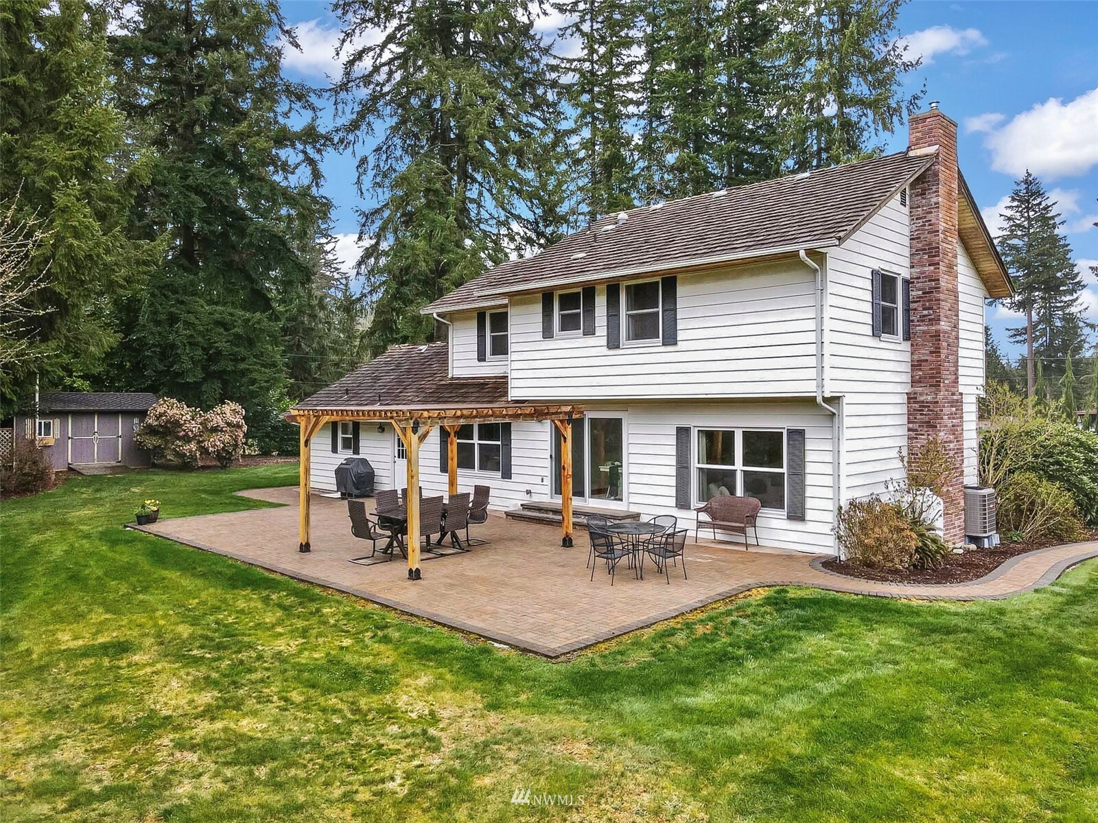 Property Photo:  8420 123rd Avenue NE  WA 98258 