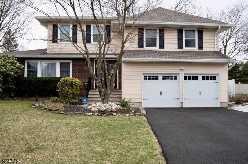 Property Photo:  19 Point View Pkwy  NJ 07470 