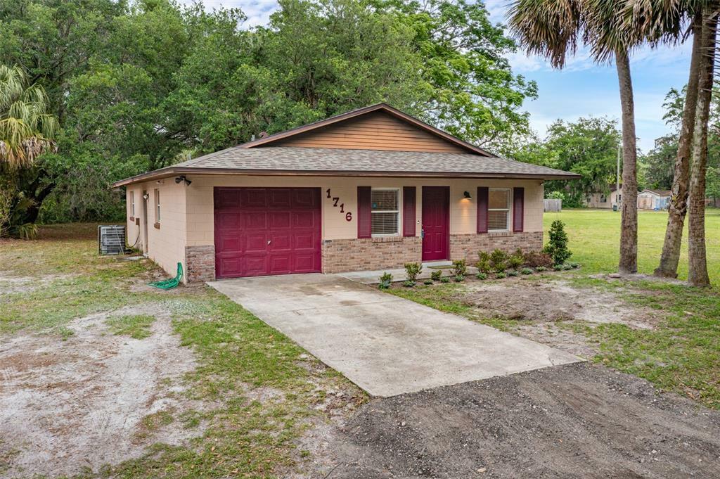 Property Photo:  1716 W 4th Street  FL 32771 