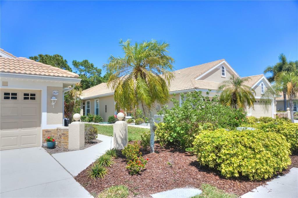 Property Photo: 1829 San Trovaso Way FL 34285