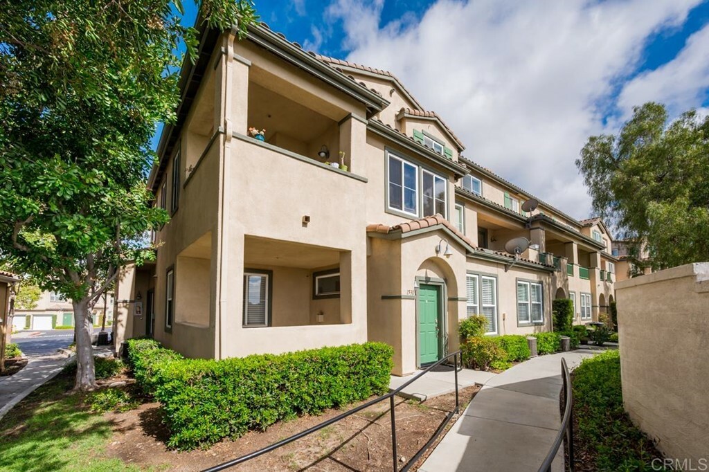 Property Photo:  1530 Paseo Aurora  CA 92154 