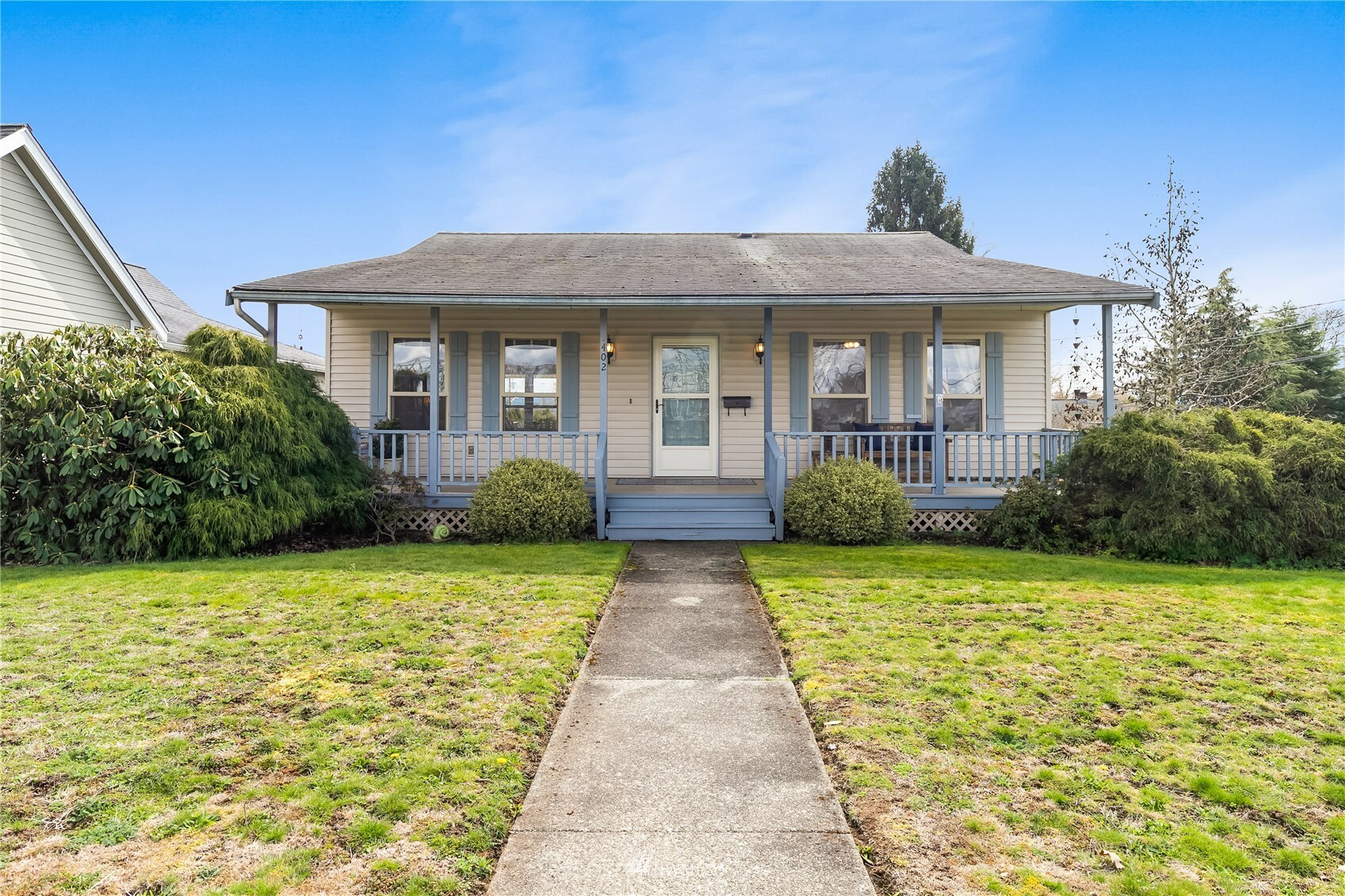 Property Photo:  402 E Grover Street  WA 98264 