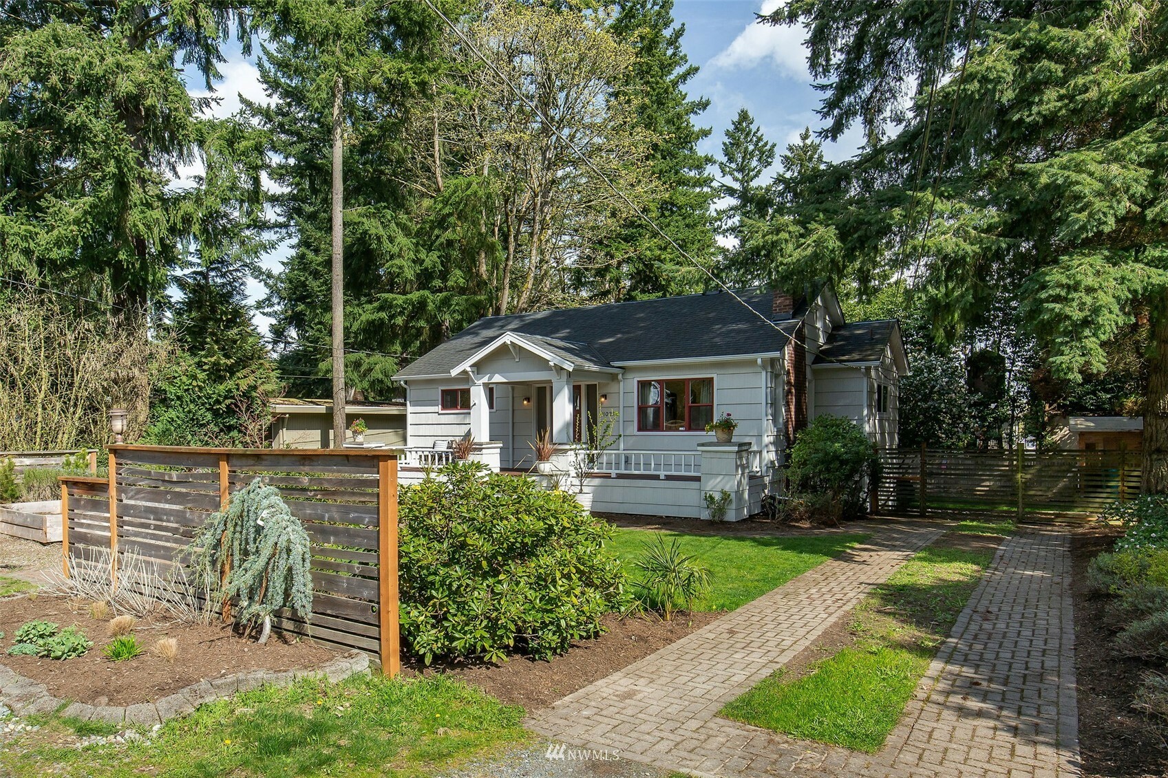 Property Photo:  11028 20th Avenue NE  WA 98125 