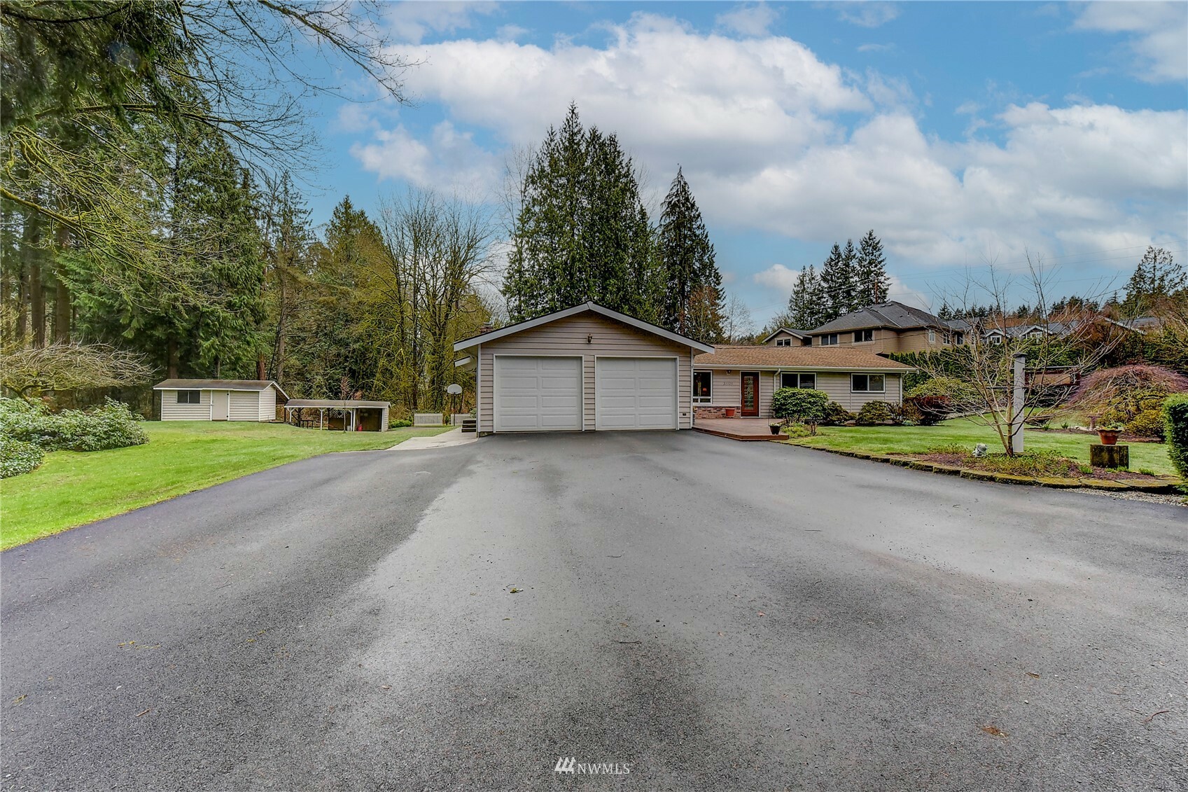 Property Photo:  21325 9th Avenue SE  WA 98021 