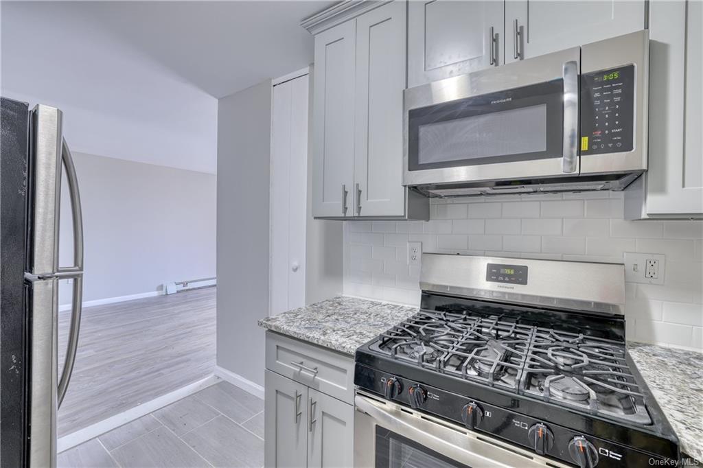 Property Photo: 1 Lakeview Drive 6F NY 10566
