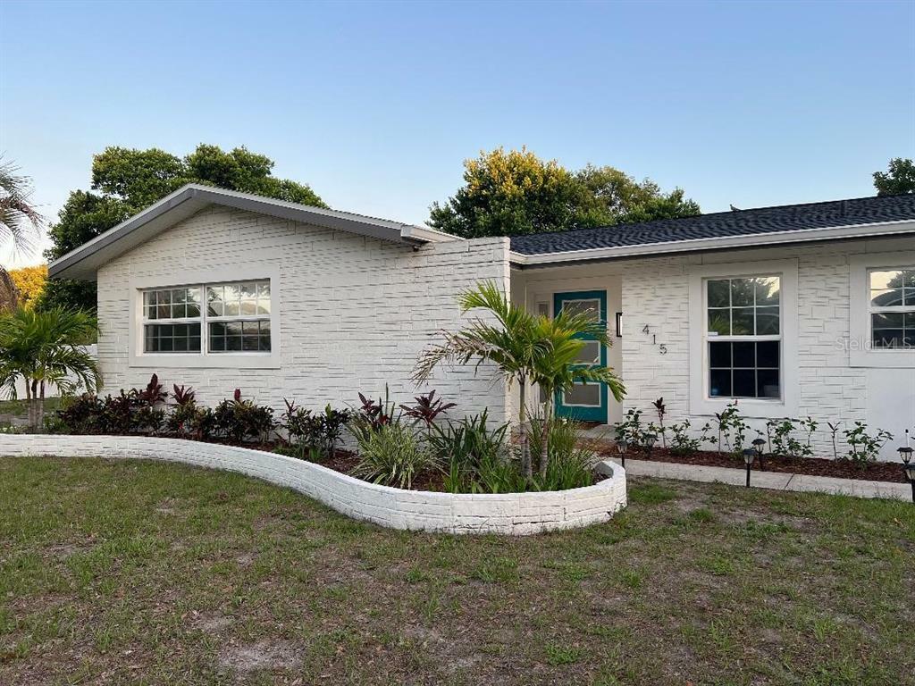 Property Photo:  415 7th Avenue SW  FL 33770 