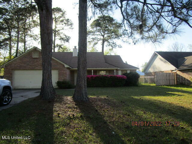 2205 Dolphin Drive  Gautier MS 39553 photo