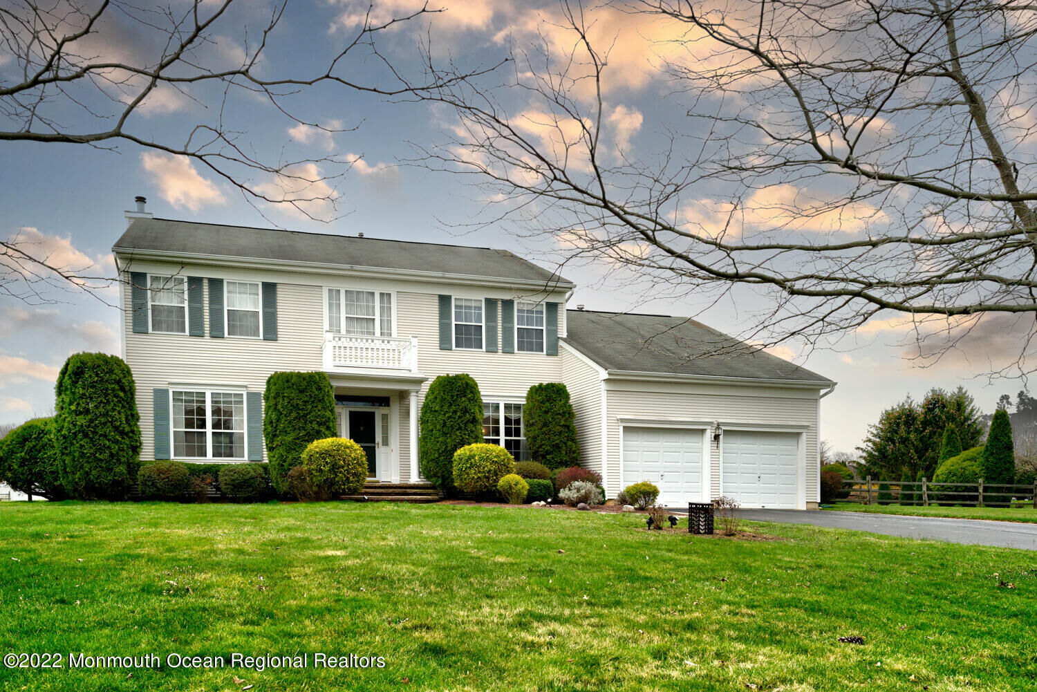 Property Photo:  5 Lonnie Drive  NJ 08501 