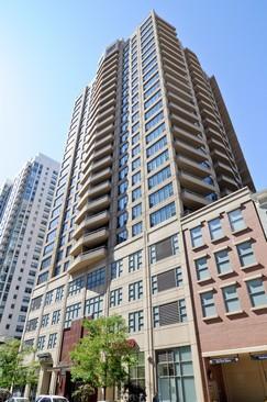 Property Photo:  200 N Jefferson Street 808  IL 60661 