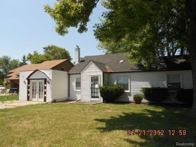 Property Photo:  31705 Fraser Drive  MI 48026 