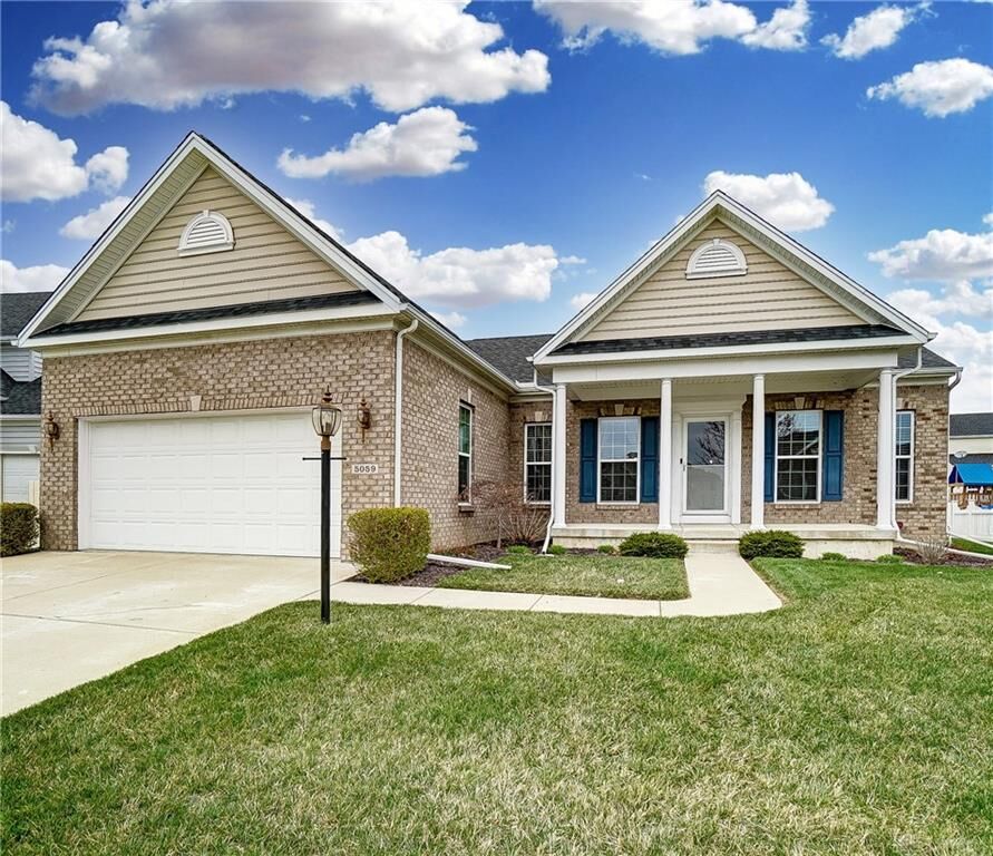 Property Photo: 5059 Meadowview Street OH 45371