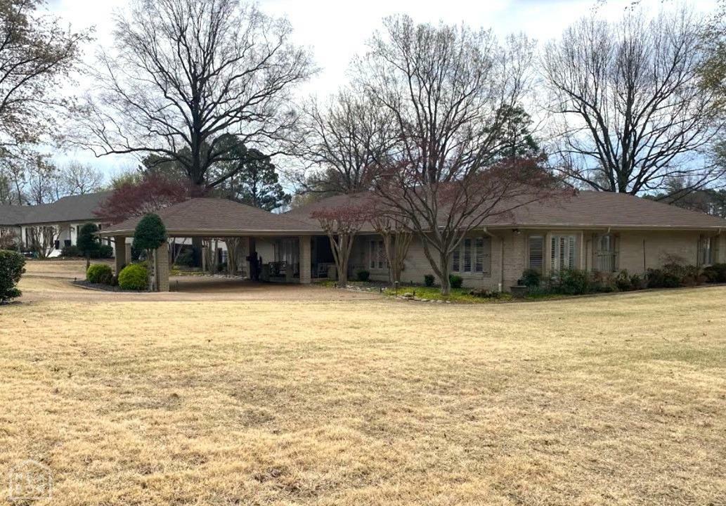 Property Photo: 202 Melton Circle AR 72401