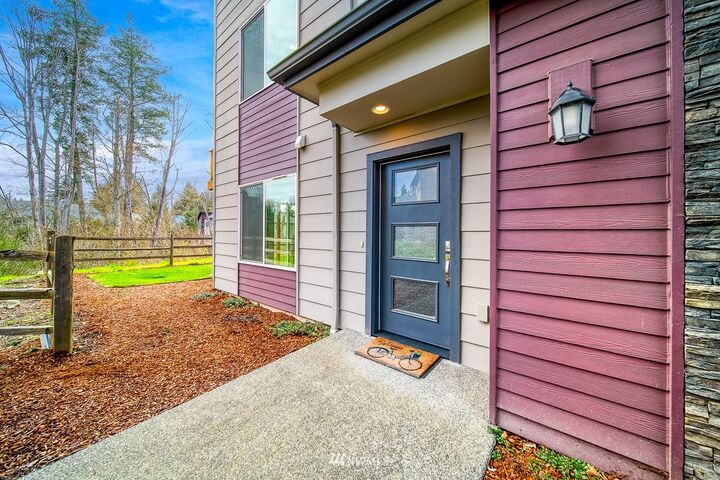 Property Photo: 1925 129th Place SW A WA 98204