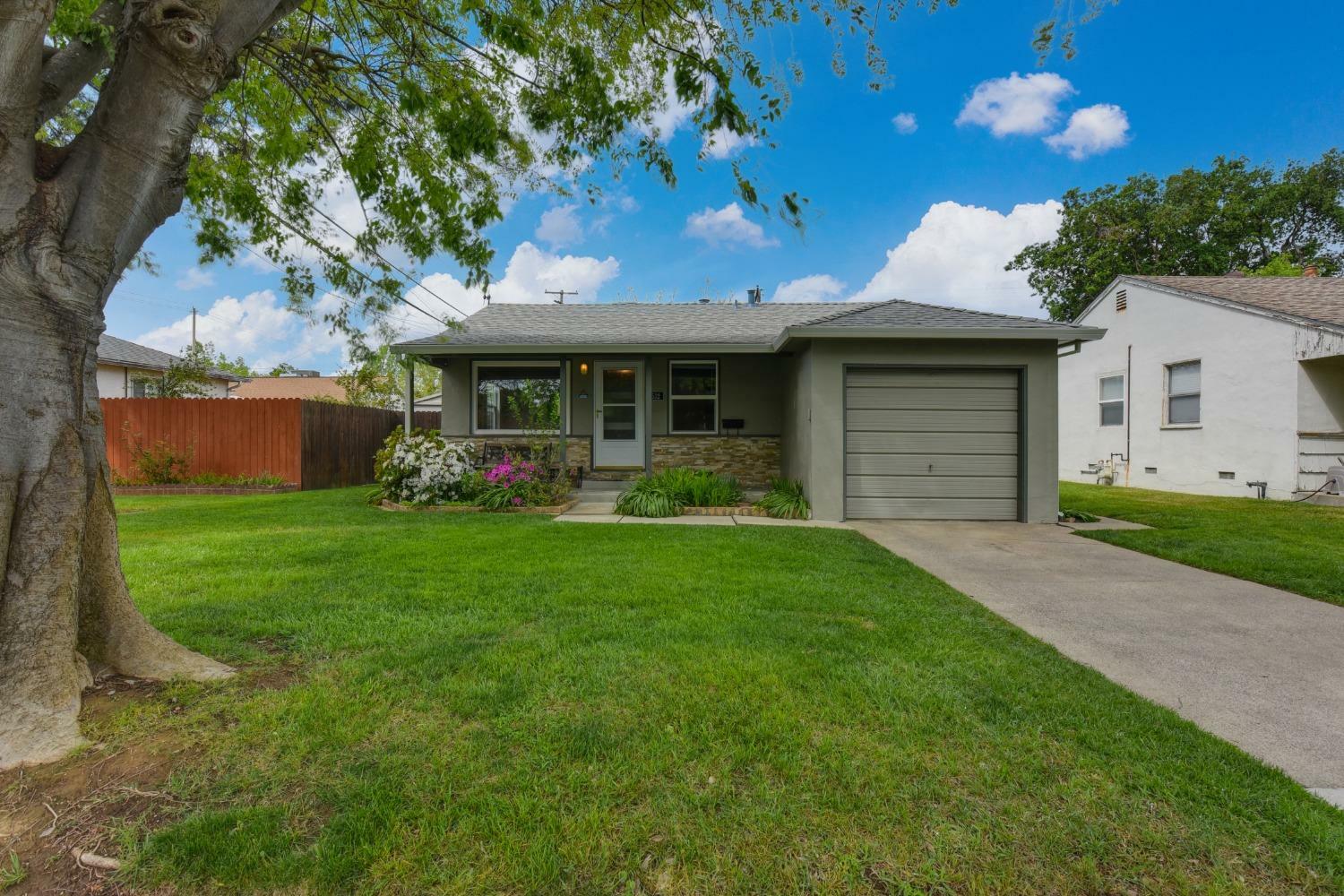 Property Photo:  532 Chaparral Way  CA 95691 