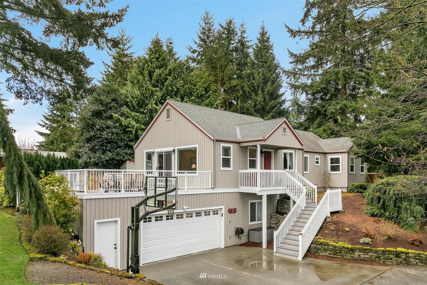 Property Photo:  4515 Grand Avenue  WA 98203 