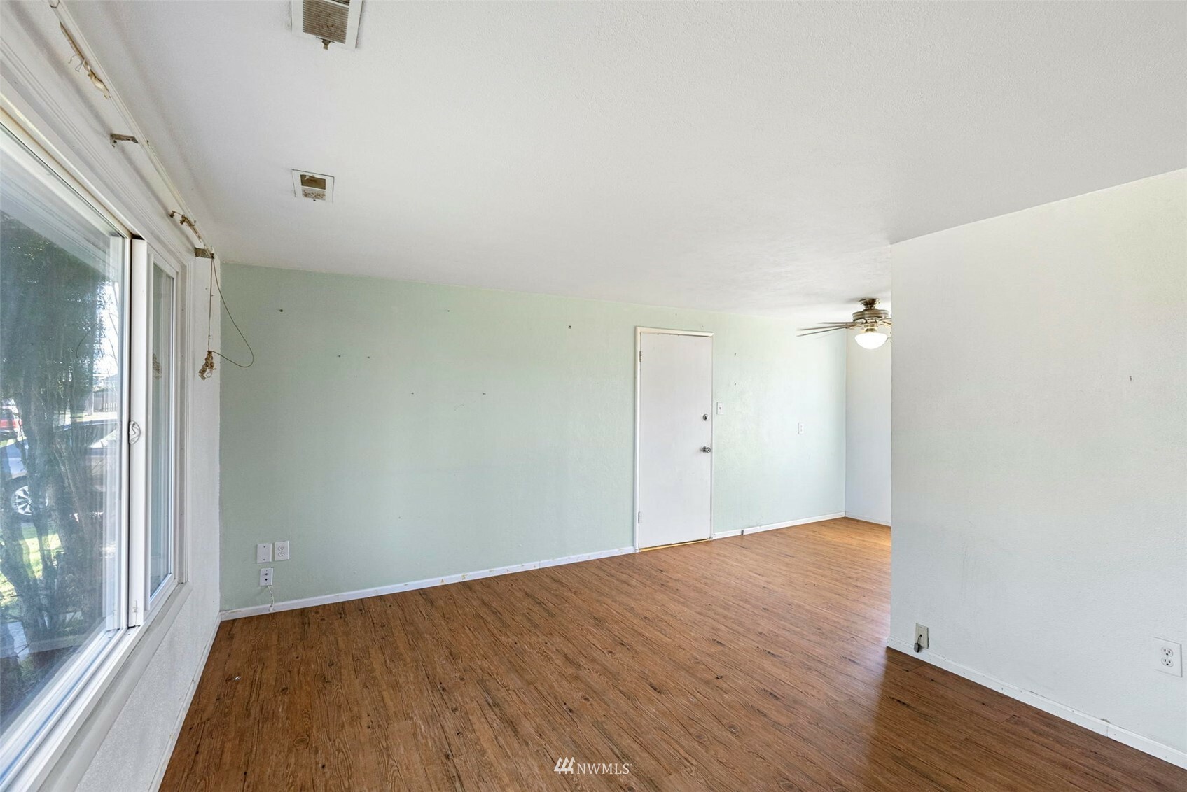 Property Photo:  5142 N Mance Street  WA 98407 