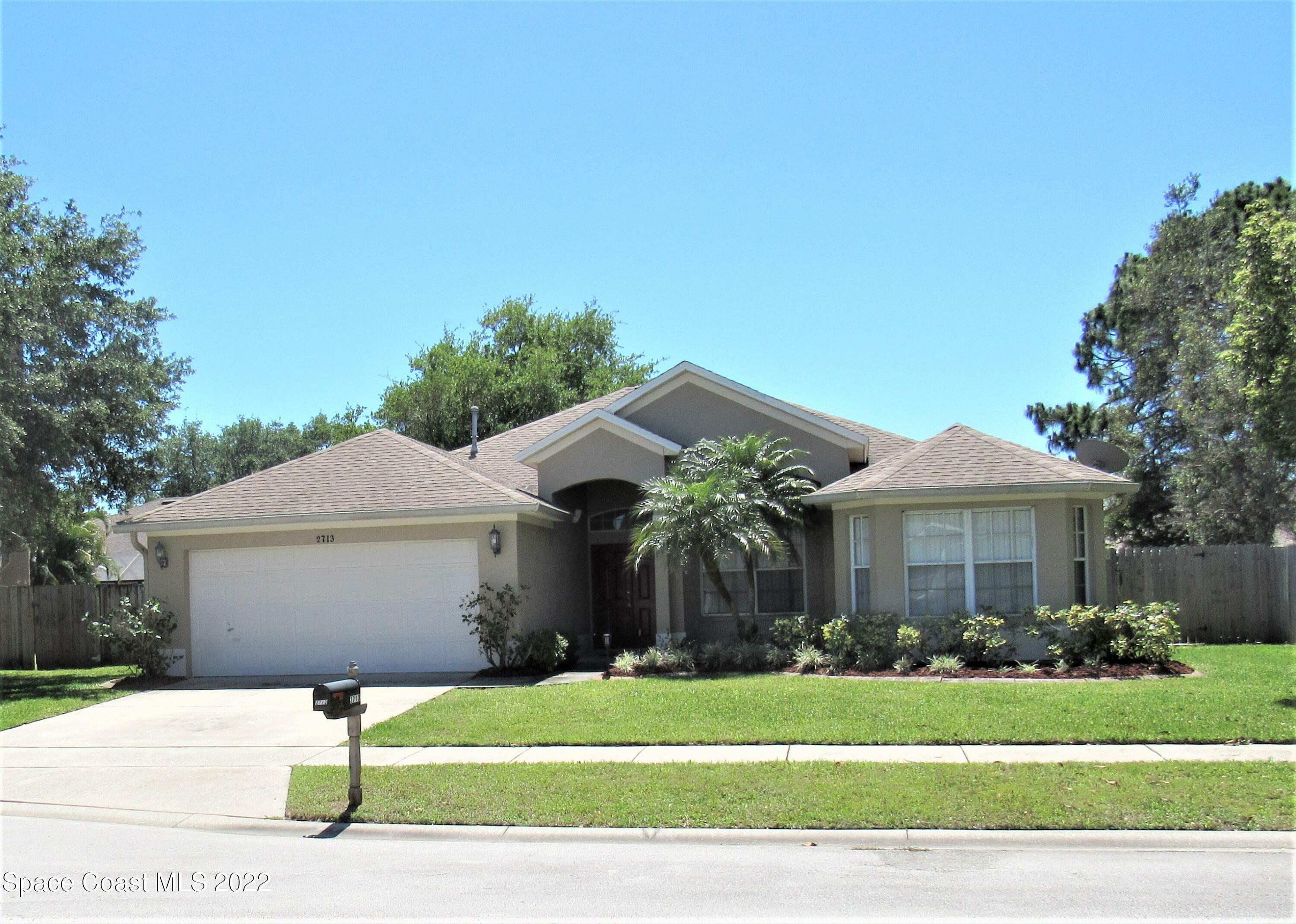 Property Photo:  2713 Summer Lake Court  FL 32940 