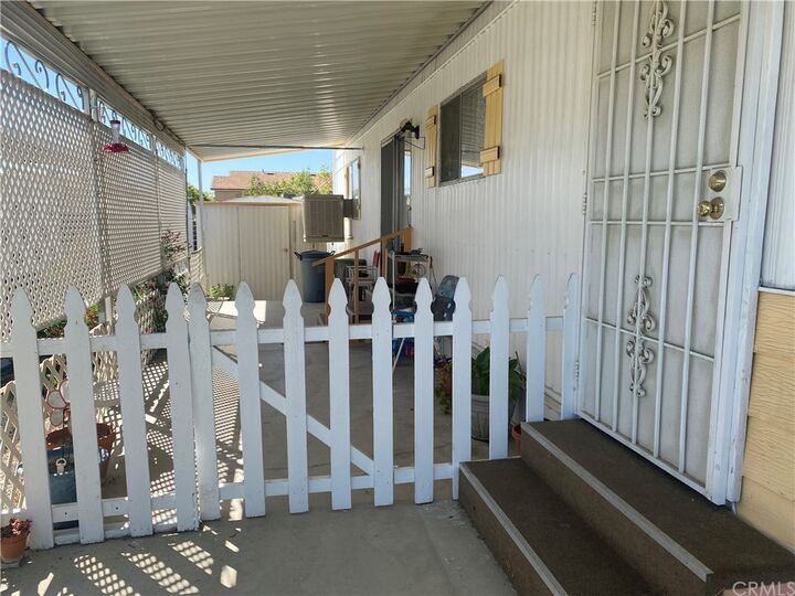 Property Photo:  1600 S San Jacinto Avenue 182  CA 92583