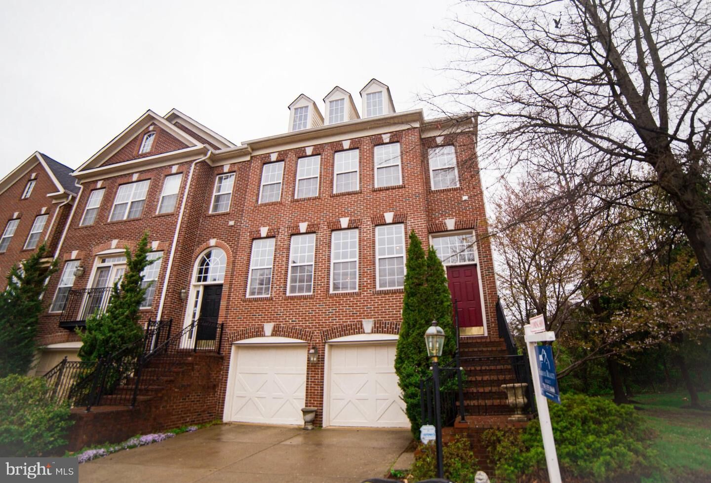 Property Photo: 2369 Stone Fence Lane VA 20171