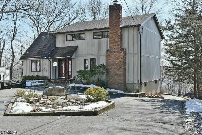 Property Photo:  143 W Lake Shore Dr  NJ 07866 