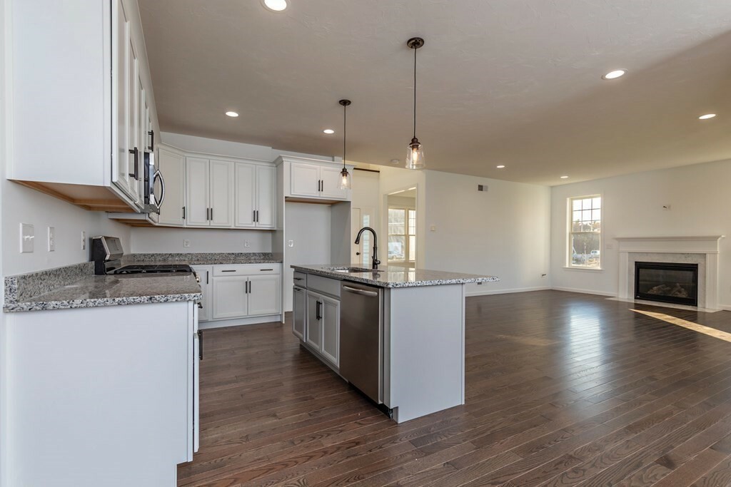 Property Photo: 1 Pratt Avenue L16 MA 02324