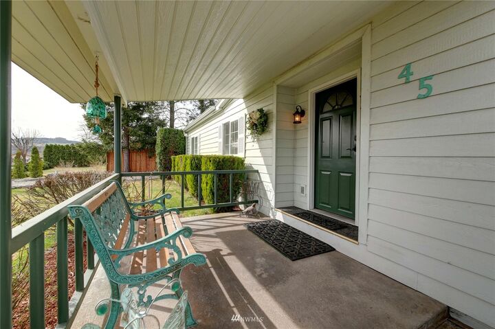 Property Photo: 45 Sand Flat Road WA 98841