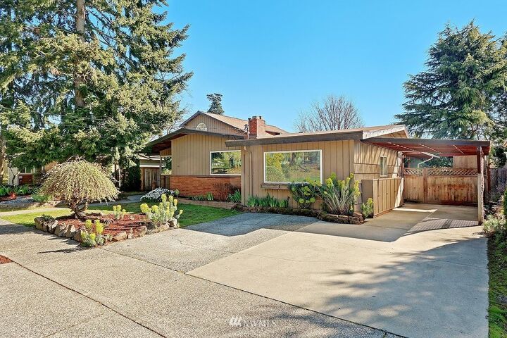 7726 28th Avenue SW  Seattle WA 98126 photo