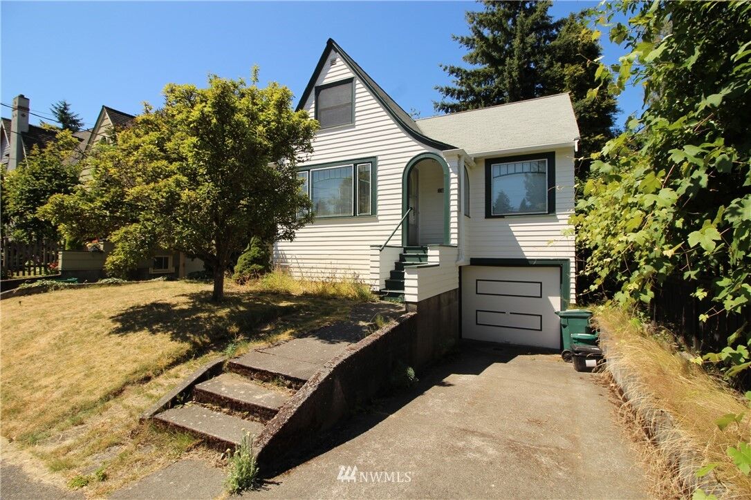 Property Photo: 6011 26th Avenue NE WA 98115