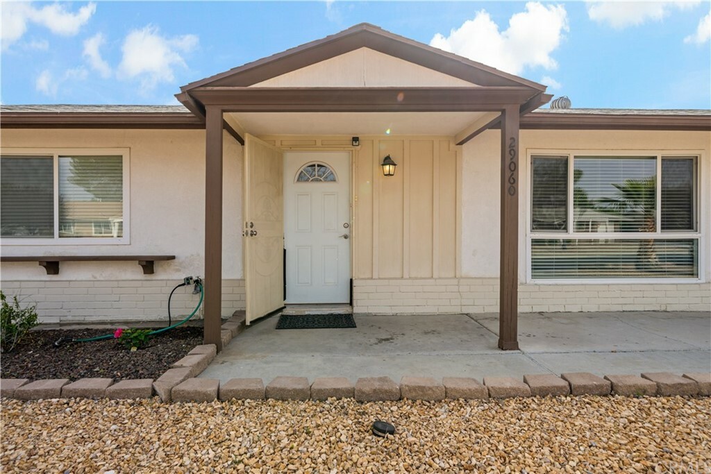 Property Photo:  29060 Waverly Drive  CA 92586 