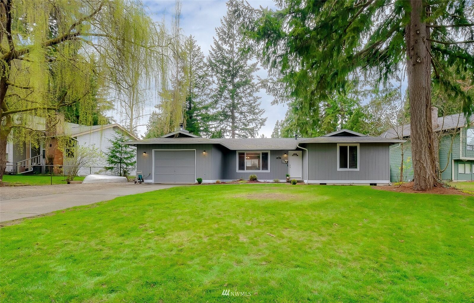 Property Photo: 580 Fairwood Way WA 98311