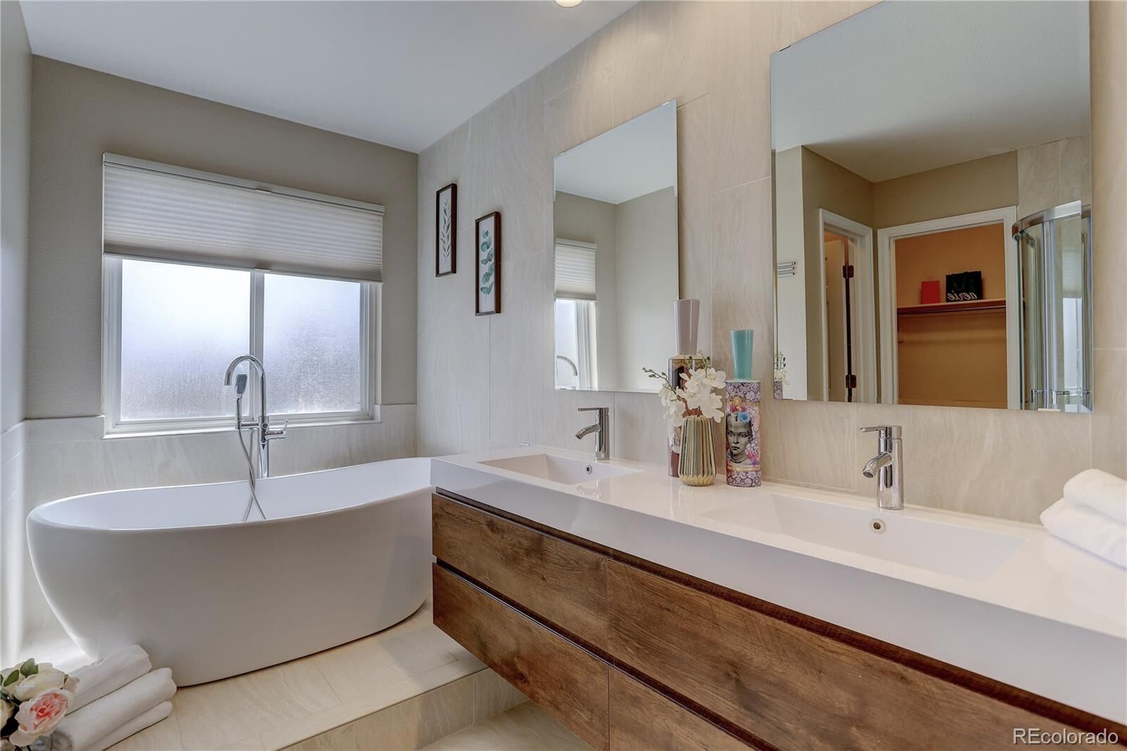 Property Photo:  1340 S Mesa Court  CO 80027 