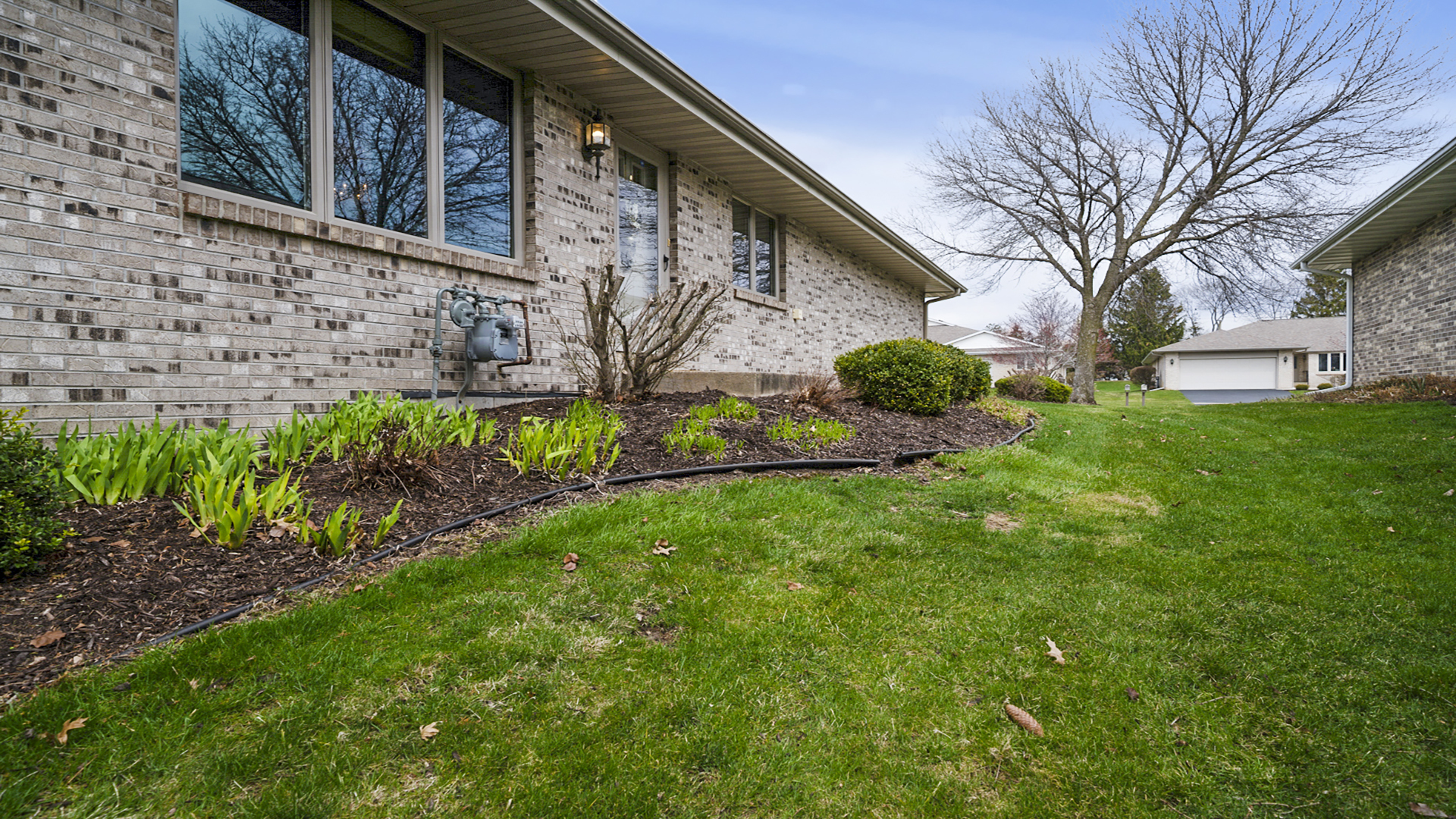 Property Photo:  6555 Swanson Court 9A  IL 61109 