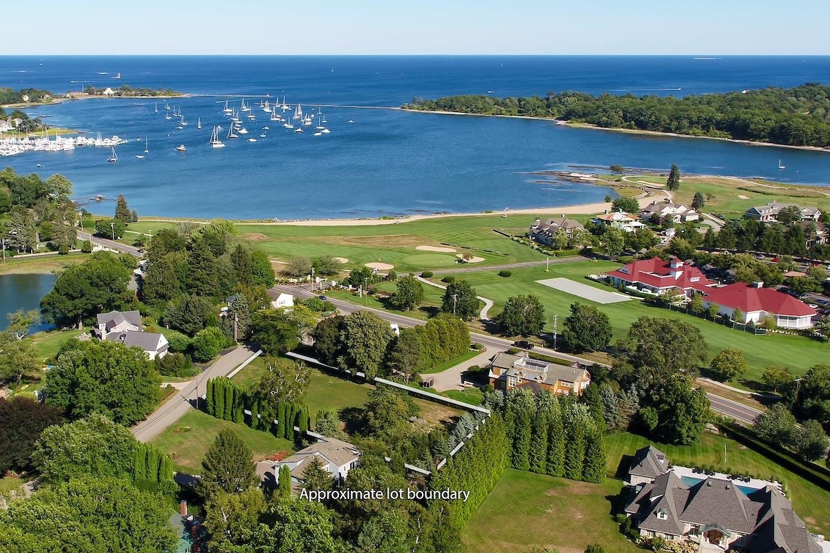 Property Photo: 6 Harborview Drive NH 03870