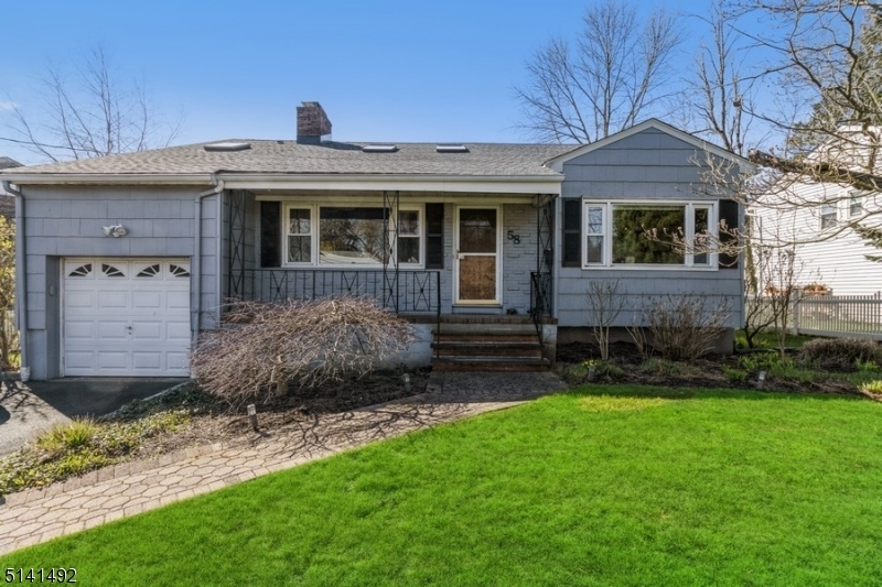 Property Photo: 58 Nomahegan Ct NJ 07016